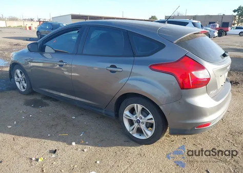 2014 Ford Focus Se z USA, uszkodzony, nr VIN 1FADP3K26EL432519